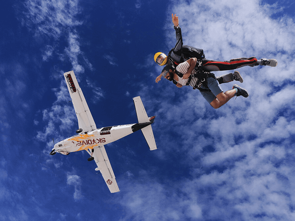 ski_diving_qatar